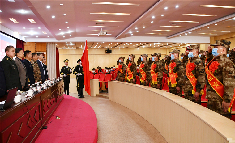 清澈的爱，只为中国！黄海欢送新兵入伍！