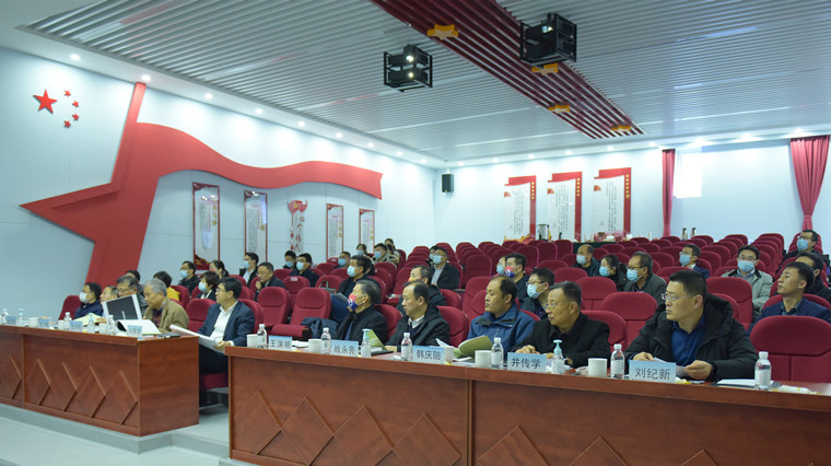 新葡京官网召开西区1#教学楼、18-21#学生公寓公共活动空间装饰装修设计方案招标评审会
