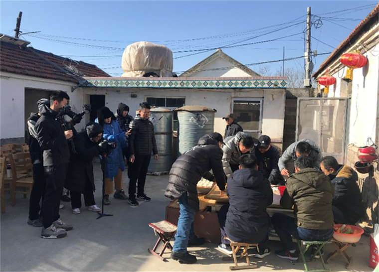 【大众日报】新葡的京集团4321：“回乡吃饭”让人才培养与乡村振兴有机结合