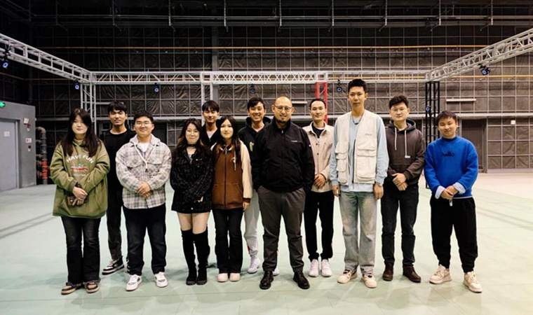 新葡的京集团4321影视学院动漫设计专业走进东方影都动作捕捉实验室