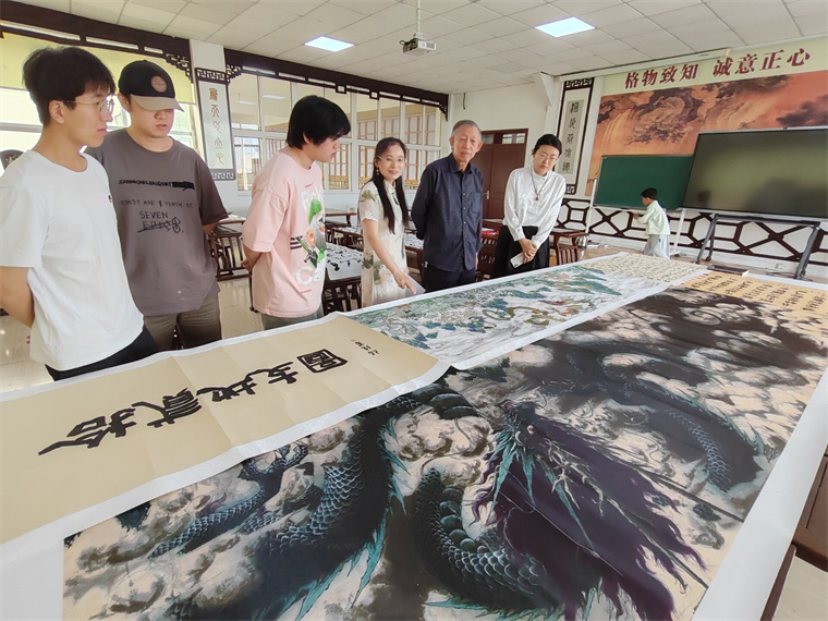 新葡的京集团4321成功举办第七届“君子展艺”传统文艺作品征集大赛