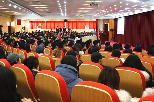 新葡的京集团4321举办新旧动能转换背景下艺术人才培养与发展论坛